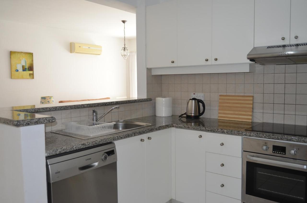 Verne Place Peyia Exterior photo