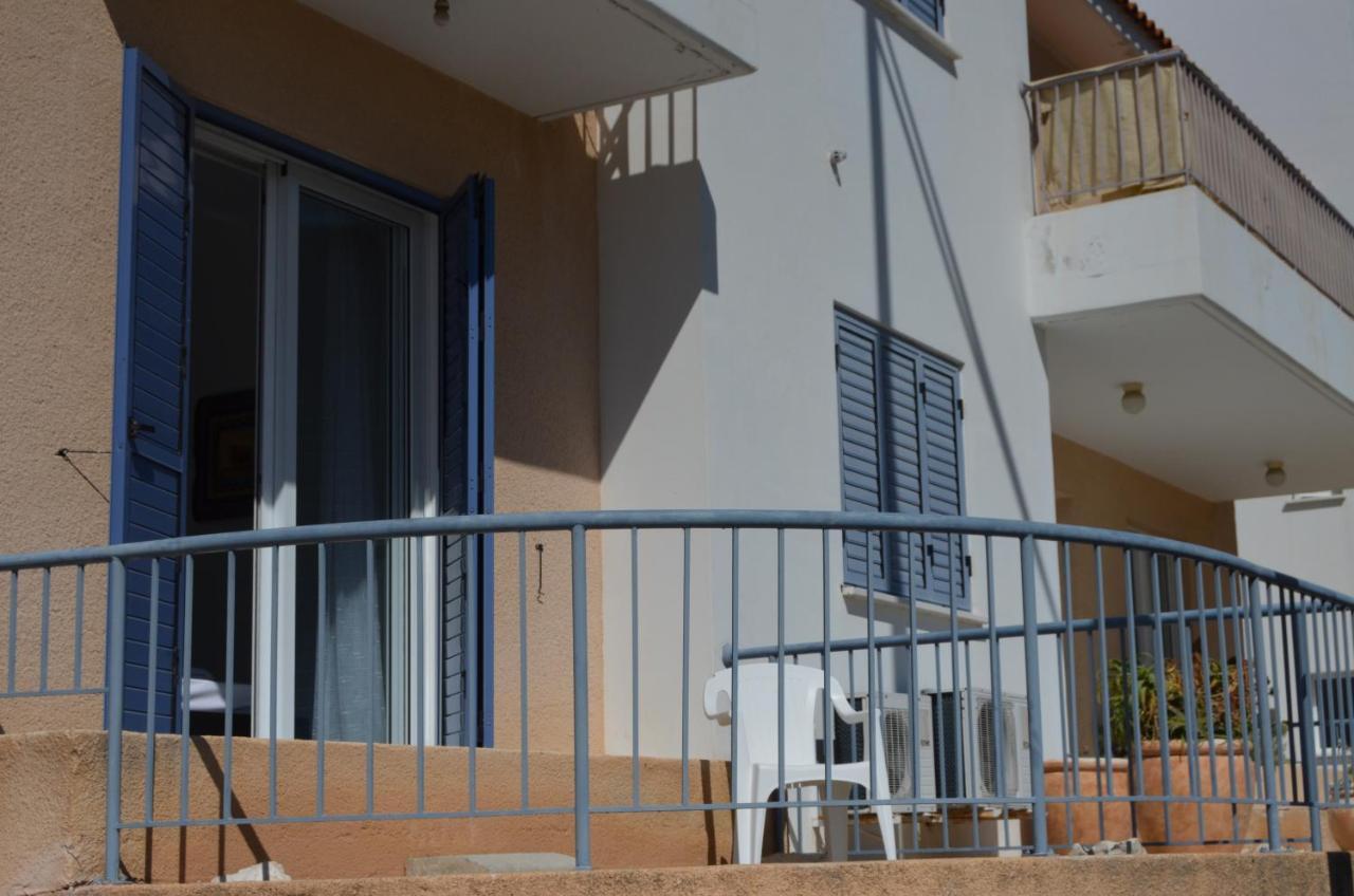 Verne Place Peyia Exterior photo